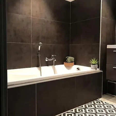 Apartman Bastia, Face A La , 100 M *